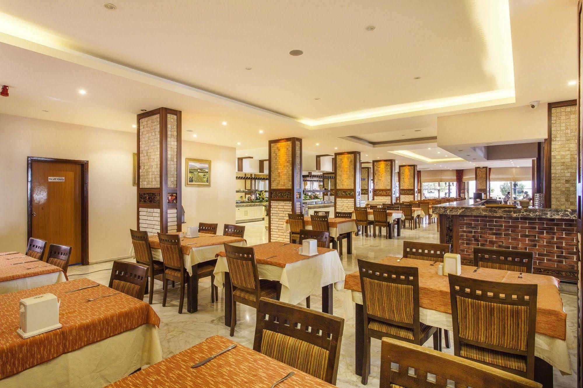 Kleopatra Beach Hotel Алания Экстерьер фото